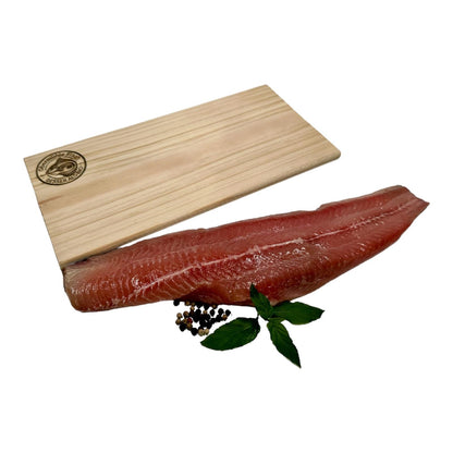Räucher-Erlebniss: Premium Welsfilet 250 g mit Zedernholz zum selbst räuchern